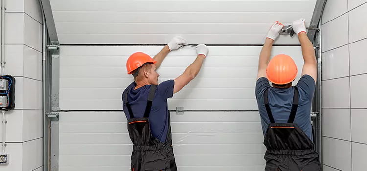 Choose Us for Your Garage Door Needs in Ashwaubenon