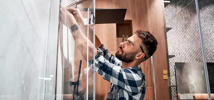 Replace Shower Doors with Frameless Ashwaubenon