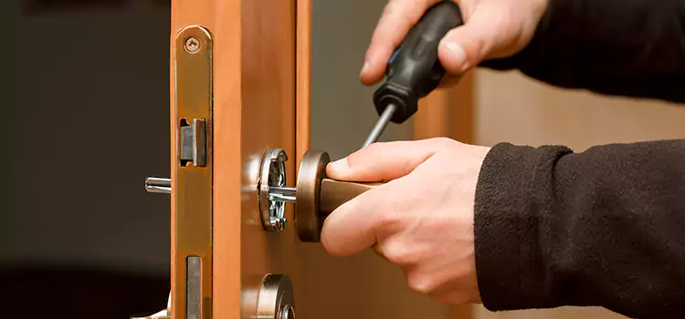 Semi Truck Locksmith Ashwaubenon