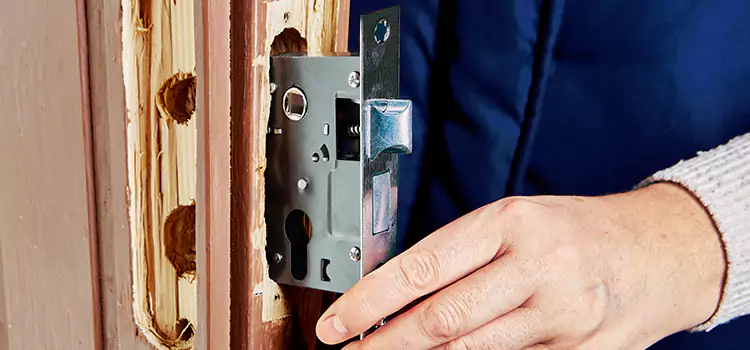 Garage Door Lock Replacement Ashwaubenon